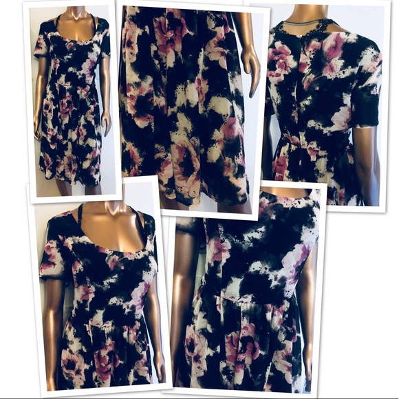 Torrid Fit & Flare Dress Skater Watercolor Sz 16 - Picture 6 of 8